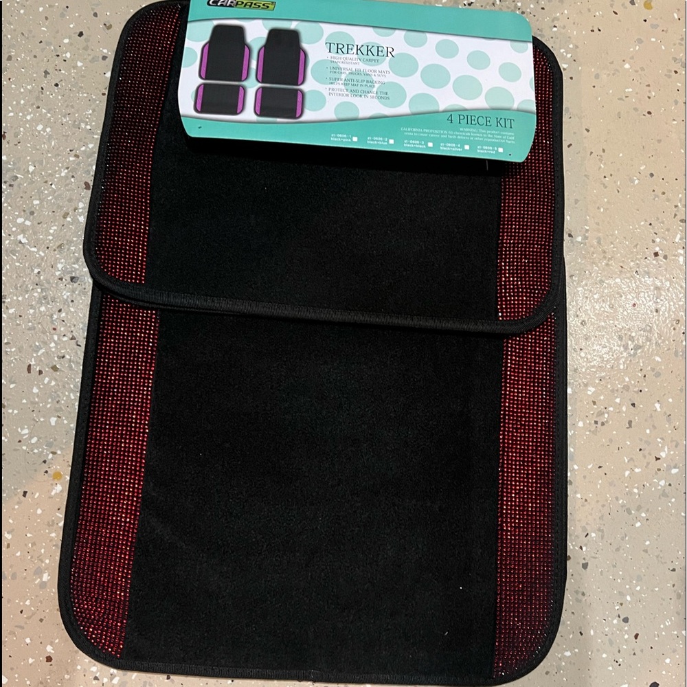 High quality carpet stain resistant universal floor mats
